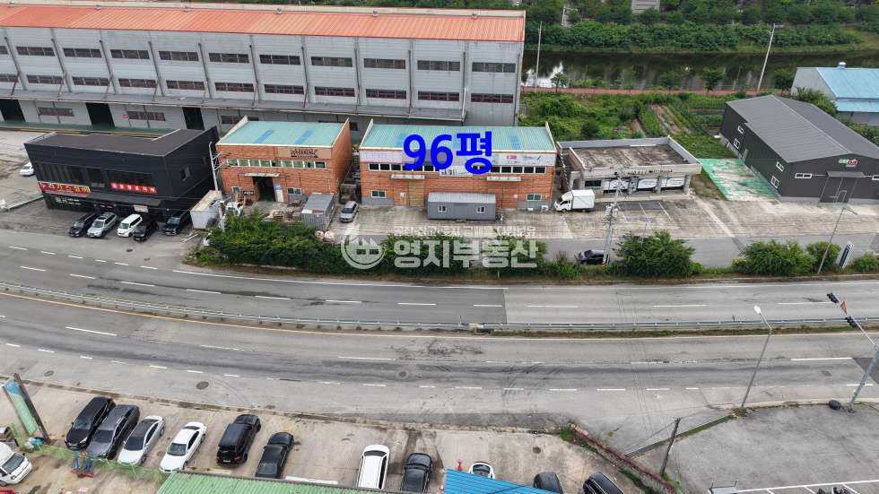 경기 이천시 마장면 회억리 1동 이천마장 4차선 대로변 창고 100평 임대 /덕평ic 5분 월세 매물번호 10107 사진 6